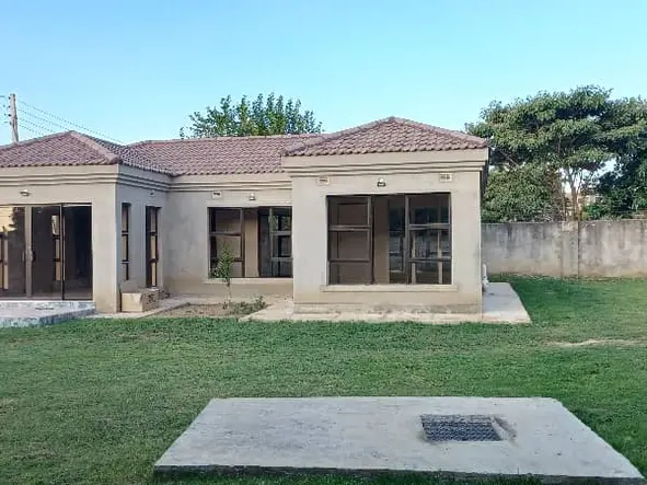 Stand alone 3 beds cottage. 