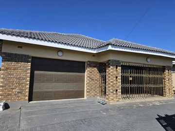 Mabvazuva Estates 4 Bedroomed House For Sale