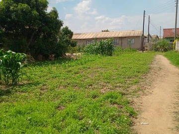 For Sale: in Granary Park, Harare with Good ZESA & Gravel Roads