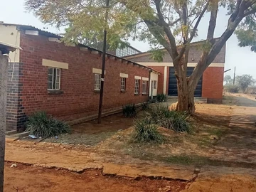 Rent: Spacious Warehouse & Factory in Galloway, Norton, Mashonaland West