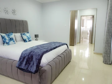 Fully furnished 3-bed house in Arlington Estate