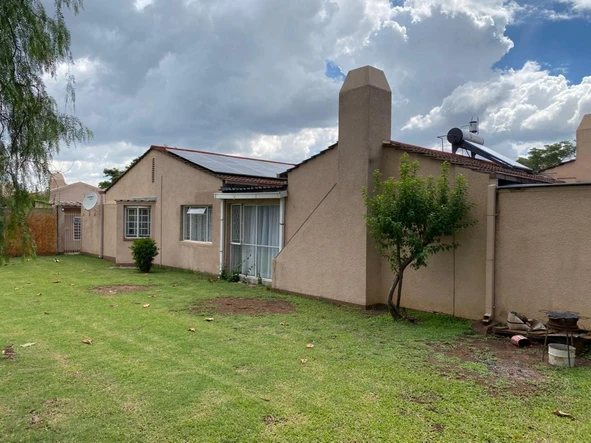 3-Bedroom Garden Flat in Avondale West, Harare with Borehole