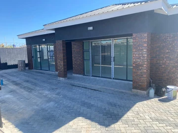 Modern newly built house for sale in Mabvazuva