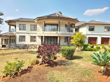 Stunning Brookview Property On 3 600Sqm For Sale!