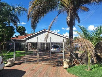 4-Bedroom House for Rent in Adylinn, Harare with Borehole