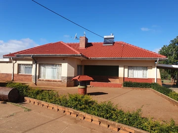 3 Bedroomed house to Rent