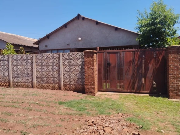 3-Bedroom House for Sale in Tynwald, Harare West