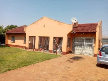 Spacious 3 Bedroom House for Rent in Westgate, Harare - 3505m² Plot