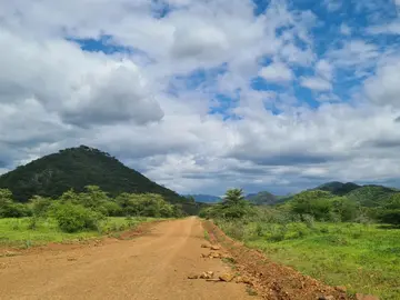 For nature lovers PROMO!!!, 500sqm,along the harare mutare highway,15 000usd,deposit is 40%.