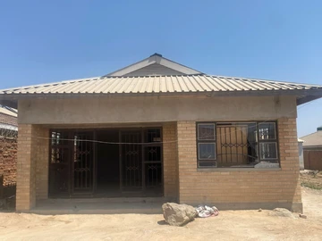 3-Bed House For Sale in Adelaide Park, Ruwa - 200 m²