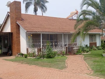 Avonlea 3 Bedroomed House For Sale 