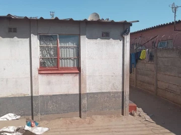 2-Bedroom House for Sale in Vibrant Highfield, Harare