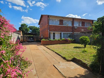 Charming 3-Bedroom Home in Parklands