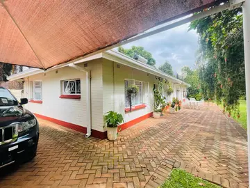 4 Bedroom House for Sale in Highlands