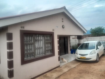 5-Bedroom House in Budiriro, Harare with Stellar Features for Sale!