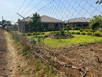 A stunning house for sale in Nharira, Norton.