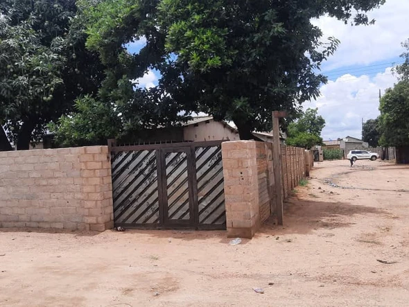 3-Bedroom House for Sale in Chitungwiza, 300 m²