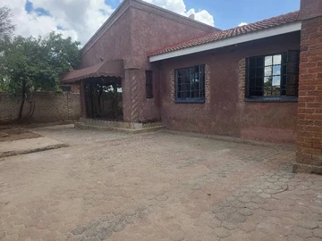 Zimre Park House For Sale