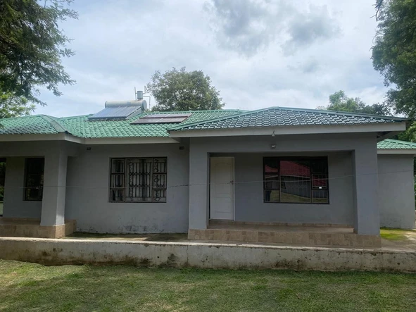 Charming 1-Bedroom Rental Home with Borehole in Carrick Creagh, Harare