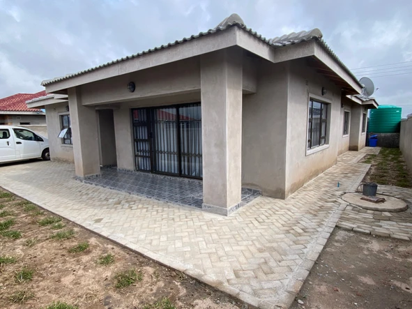 Mabvazuva Estates-4 Bedroomed newly built