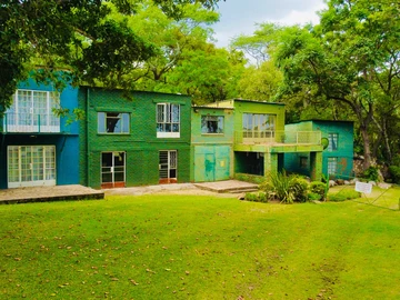 Boat houses up for sale at Wingate Boat Club (Lake Chivero) 