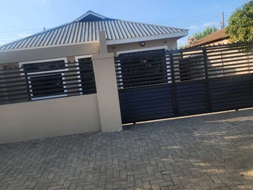 Kuwadzana house for sale!