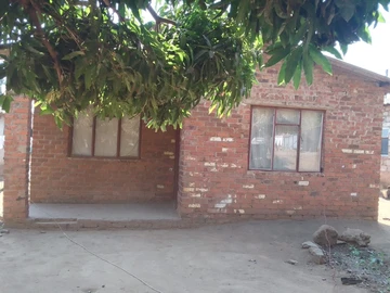 Incomplete 7 rooms in Kuwadzana 1