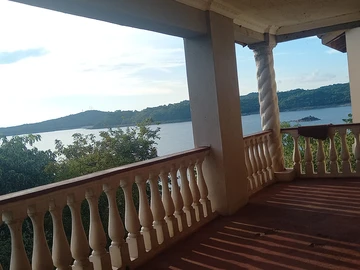 Lakeshore Property For Sale In Kariba