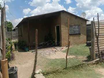 2-Bedroom House for Sale in Mkoba, Gweru