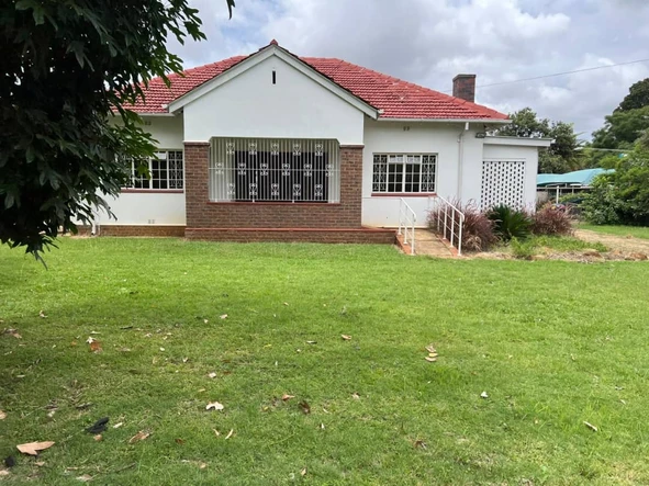 Property with Medical Set-Up For Sale in Milton Park, Harare