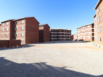 Flats for sale in Ardbennie 