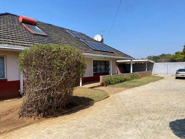 Riverside South Investment: 2Acre Residential Home For Sale | Byo