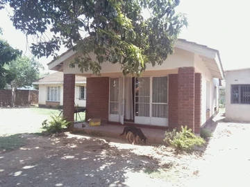 Sunridge Mabelreign 3Bed House with 3 roomed Cottage, Deposit and terms for balance 