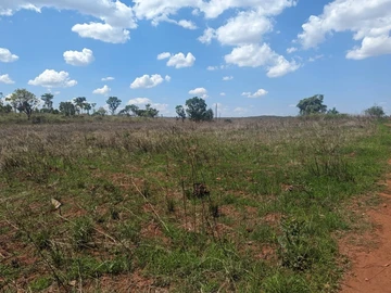 Sizable 375000m² Glen Forest Stand in Harare North, with Borehole