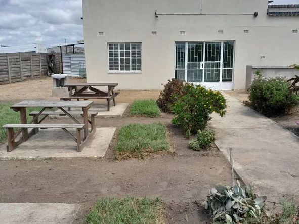 Retail Shop for Rent in Chitungwiza, 45m² 