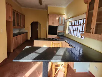 Kariba House For Sale