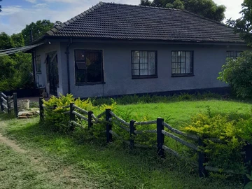 House For Sale In Yeovil, Mutare