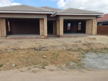 Mabvazuva incomplete house for sale