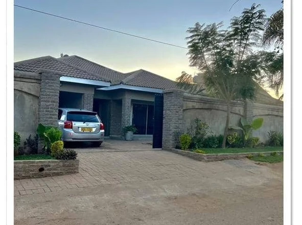 3 Bedroom Family Home with Borehole in Bloomingdale, Harare West