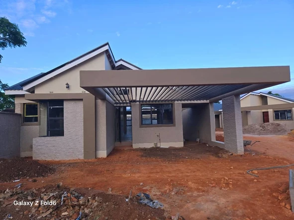 Premium 3 Bedroom Townhouse Complex in Greendale, Harare with Borehole