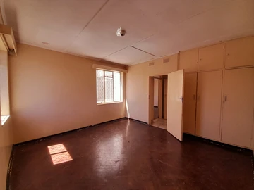 1 Bedroom CBD Flat For Sale