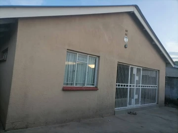 A beautiful house to rent in Chitungwiza 