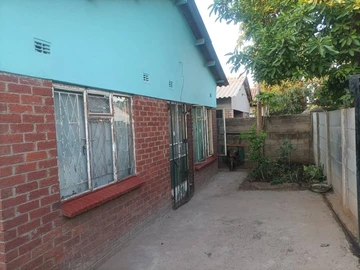 3-Bed Family Home For Sale in Crowborough, Harare