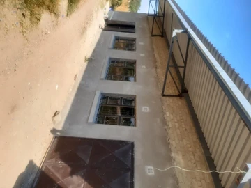 Newly built shop for sale