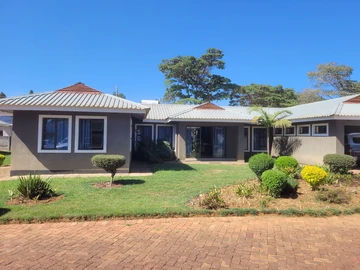 Eastlea cluster house for sale -155k